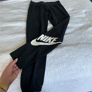 Nike leggings